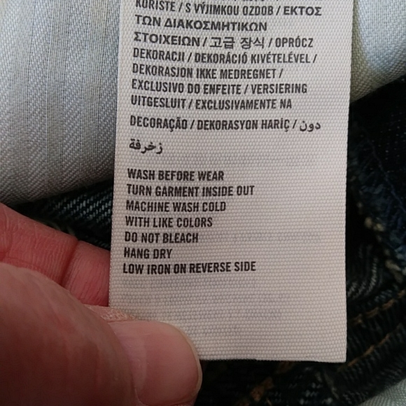 Abercrombie & Fitch Distressed Embellished Frayed Shortie Jean Shorts 0 ( W25) - Picture 6 of 16